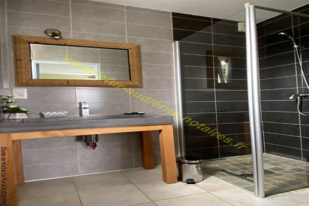 Maison De Vacances, A 150 M De La Mer Plouhinec  Εξωτερικό φωτογραφία